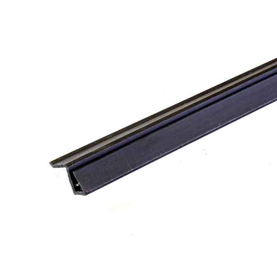 AMS 2476104 BLACK PLASTIC TRIM, VERTICAL